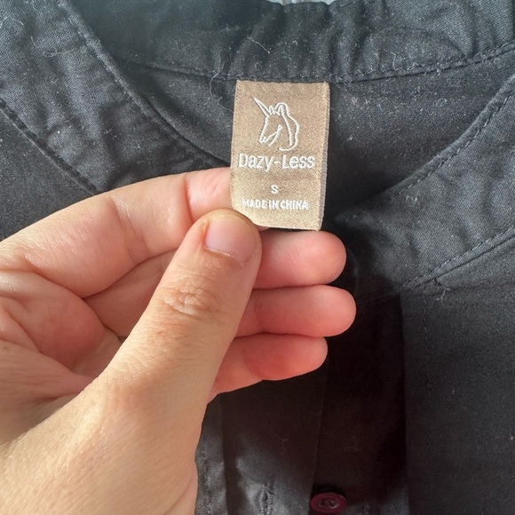 SHEIN Black Button-Up Blouse - Picture 3 of 5